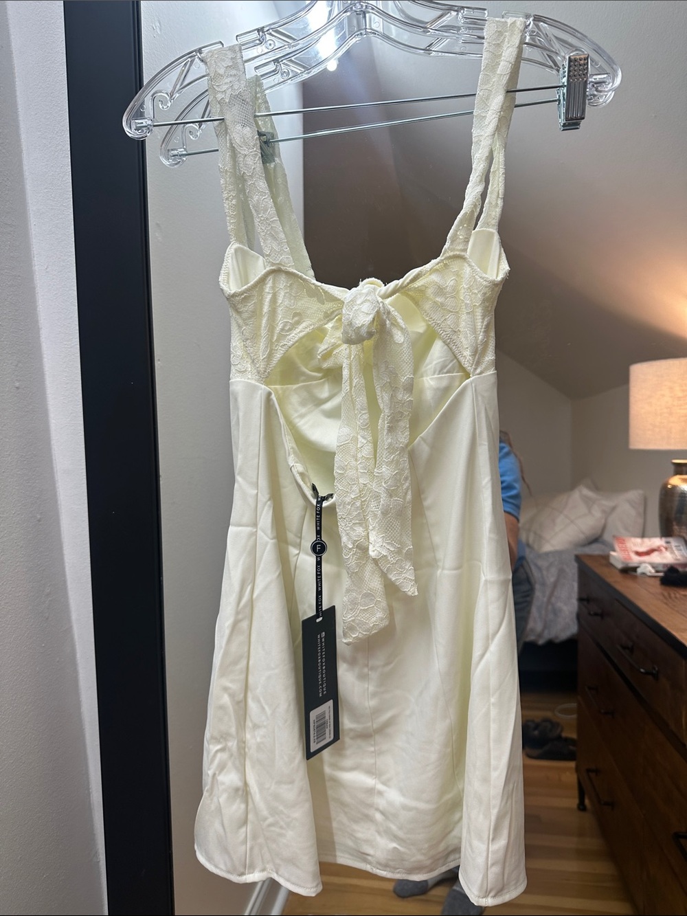 White Fox Boutique Ivory Lace-Top Chemise - Picture 2 of 5